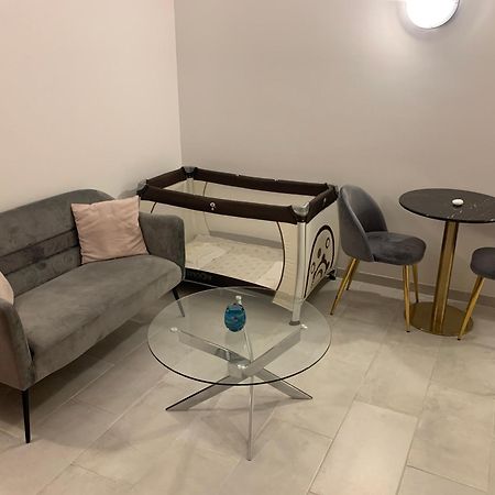 Lovely Studio Saint Jean Cachan, 20 Minutes From Luxembourg Gardens On Rer B And 350 M From Bagneux Rer B Lägenhet Exteriör bild