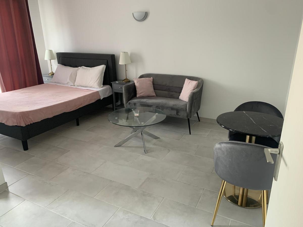 Lovely Studio Saint Jean Cachan, 20 Minutes From Luxembourg Gardens On Rer B And 350 M From Bagneux Rer B Lägenhet Exteriör bild